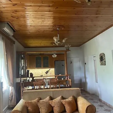 Cozy House In The City Center