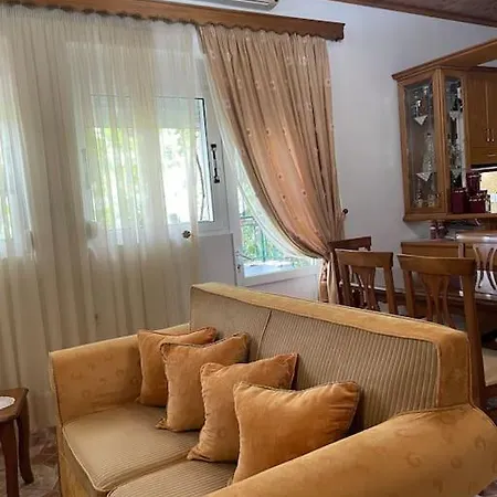 ヴィラ Cozy House In The City Center *