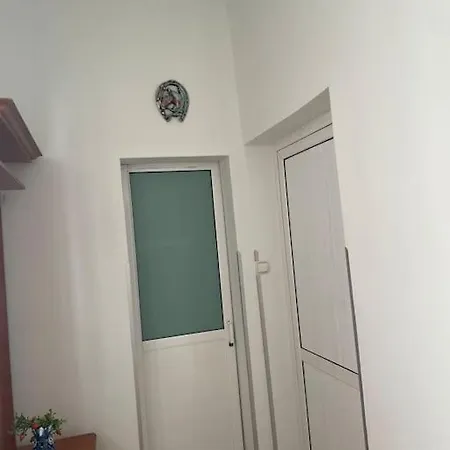 Cozy House In The City Center Villa *