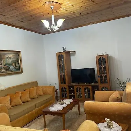 Cozy House In The City Center Villa Gjirokaster